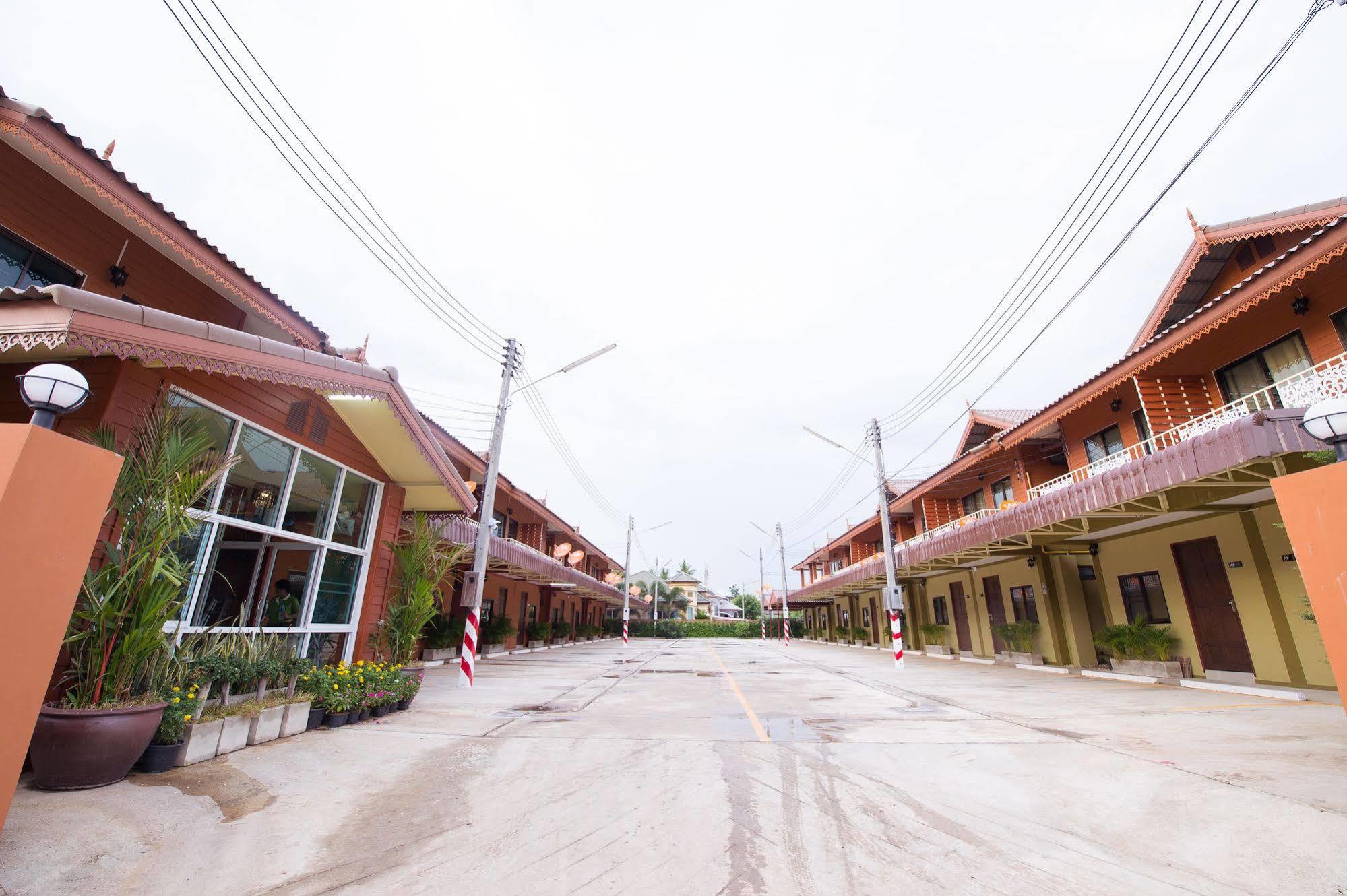 Sri Siam Resort Καντσαναμπούρι Εξωτερικό φωτογραφία